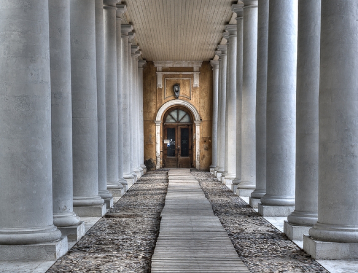 无限循环呼叫短信软件